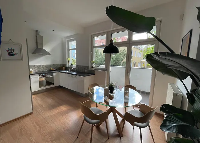 Zielone Zacisze Na Kamiennej Gorze W Gdyni *